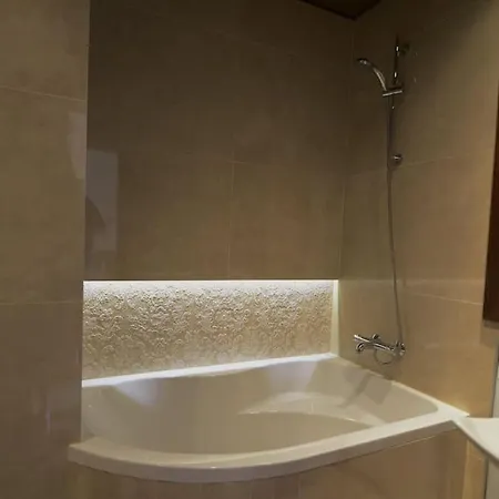Apartment Fabulous River View Studio In The Heart Of