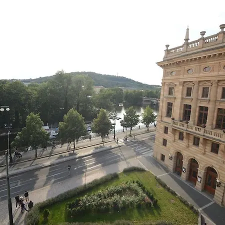 Fabulous River View Studio In The Heart Of * Prague